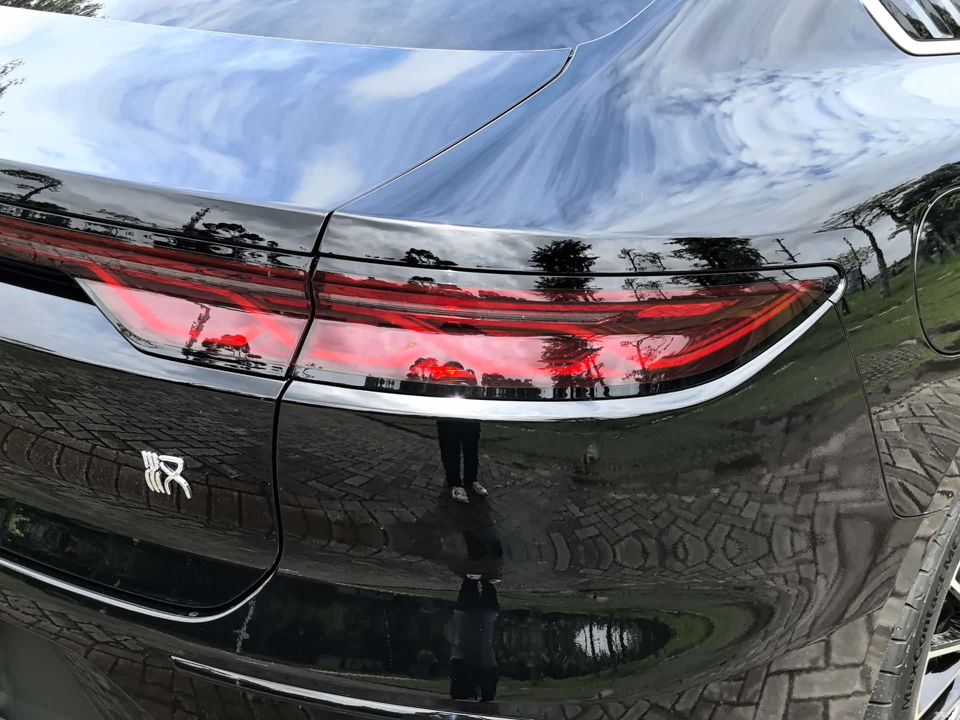 BYD Han, 2022 9