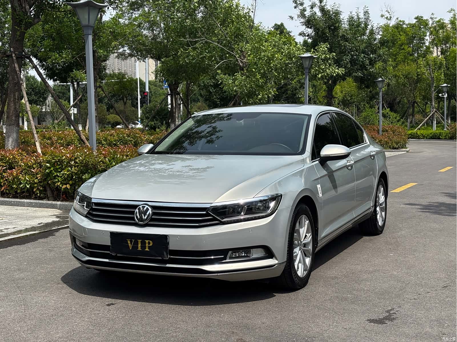 Volkswagen Magotan, 2018 1
