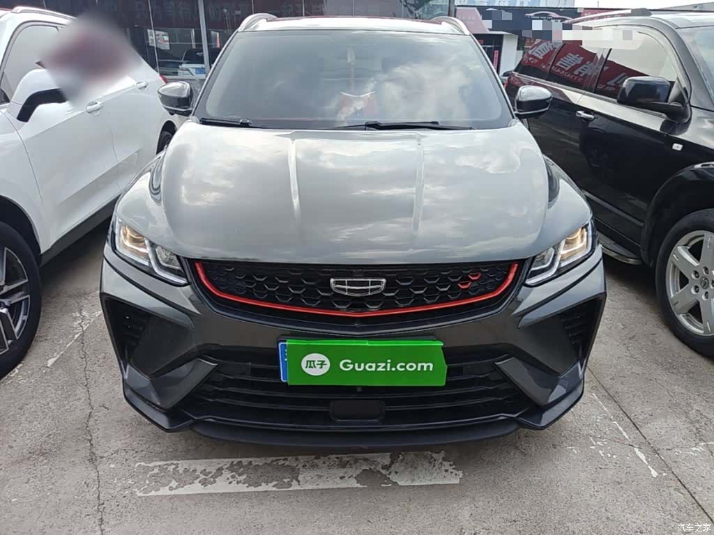 Geely Coolray, 2022 3