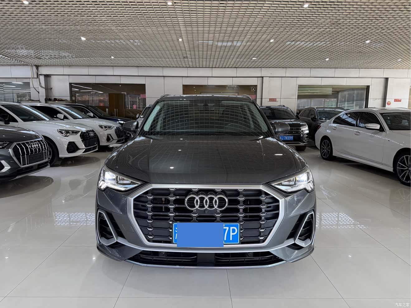Audi Q3, 2023 3