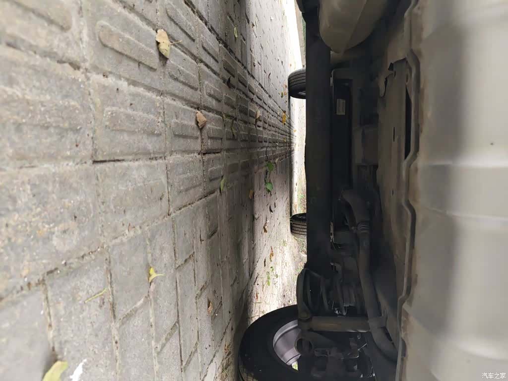 Wuling 560, 2017 25