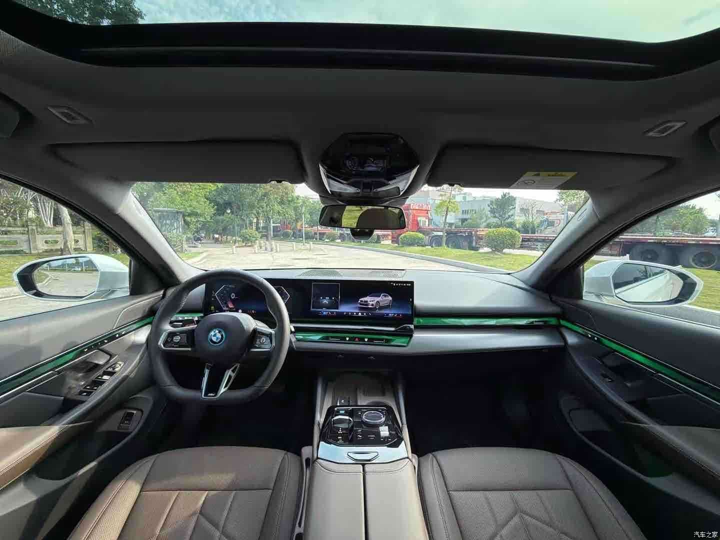 BMW i5, 2025 6