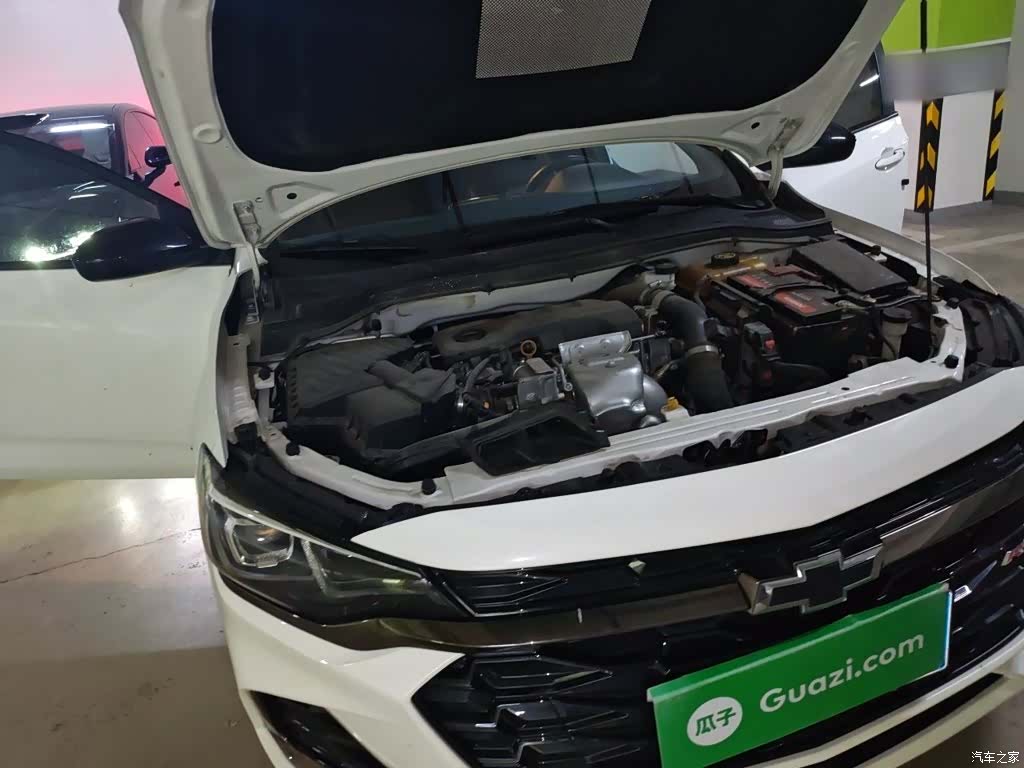 Chevrolet RS, 2021 21