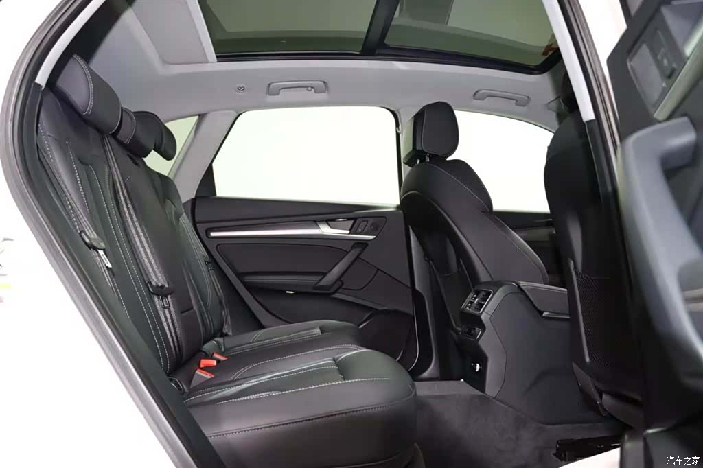 Audi Q5L, 2023 6