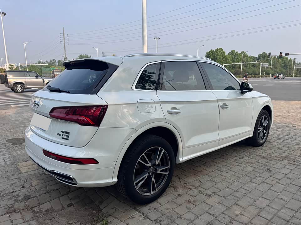Audi Q5L Audi Q5L
