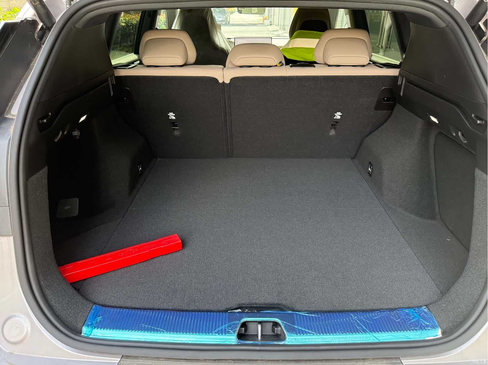 Volvo XC70, 2025 7