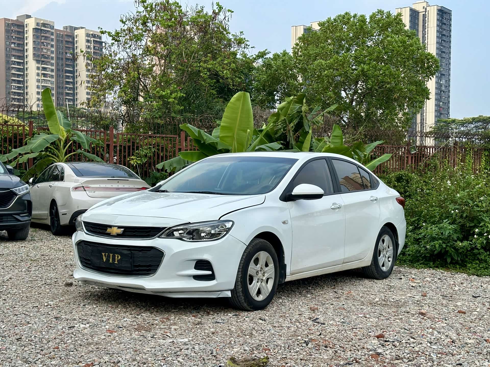 Chevrolet 320, 2019 1