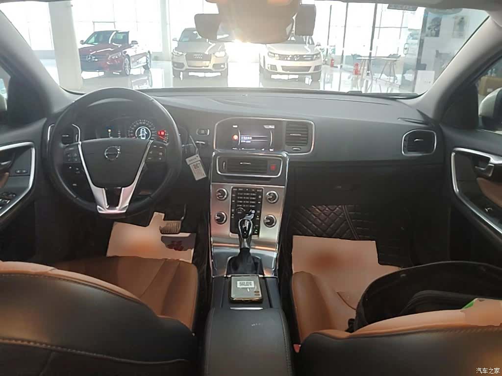 Volvo S60, 2020 10