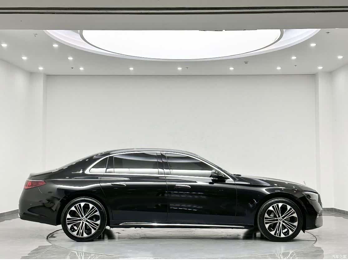 Mercedes-Benz E-Class, 2024 все фото