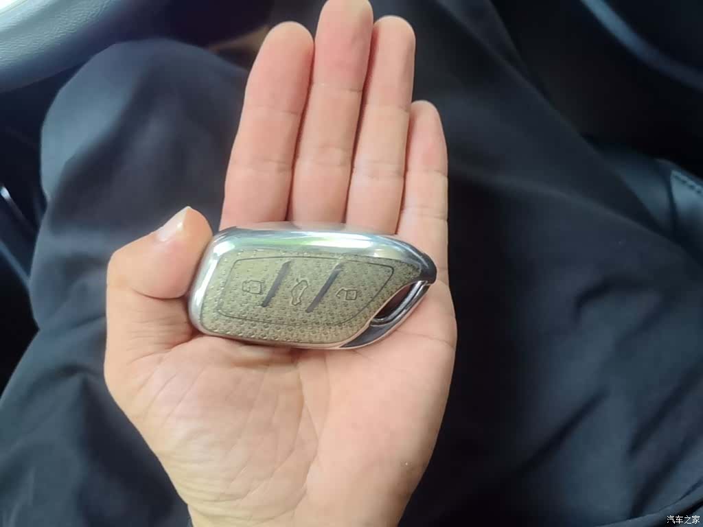 Roewe RX5, 2021 9