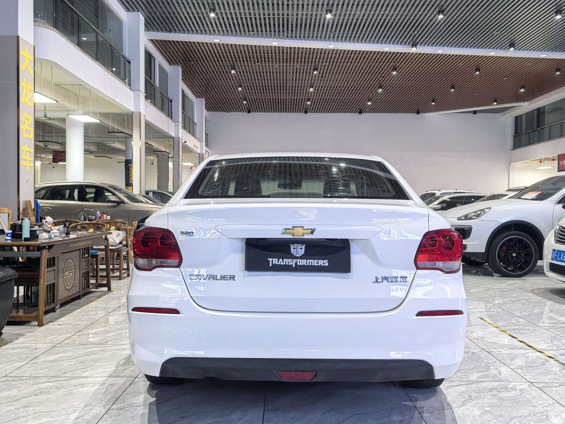 Chevrolet 320, 2019 6