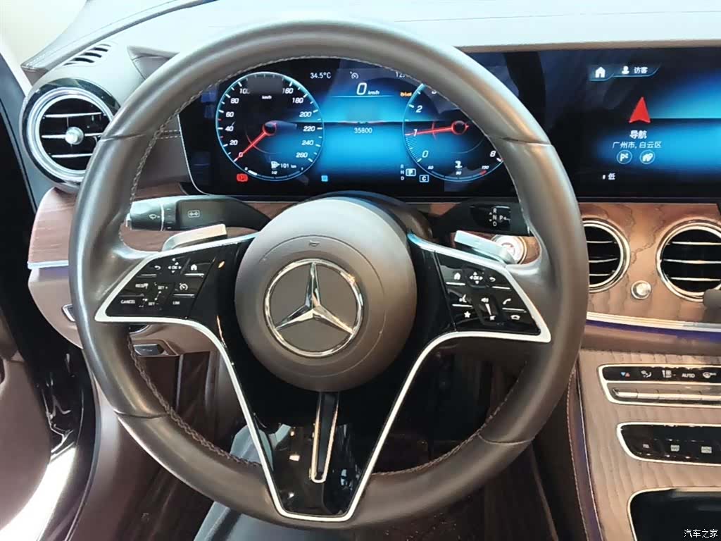 Mercedes-Benz E-Class, 2023 11