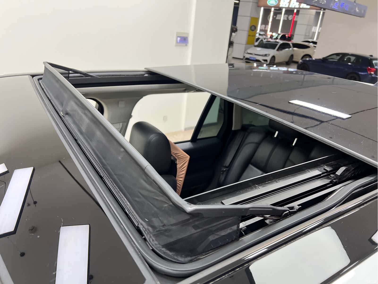Land Rover Range Rover, 2018 11