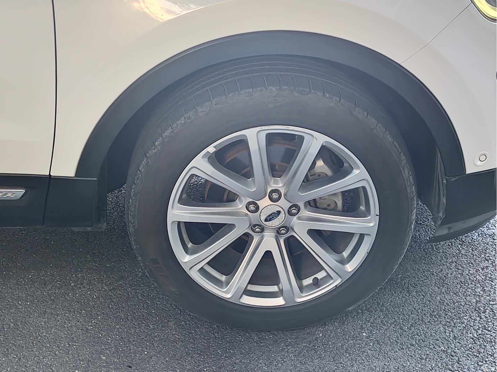 Ford Explorer, 2016 28