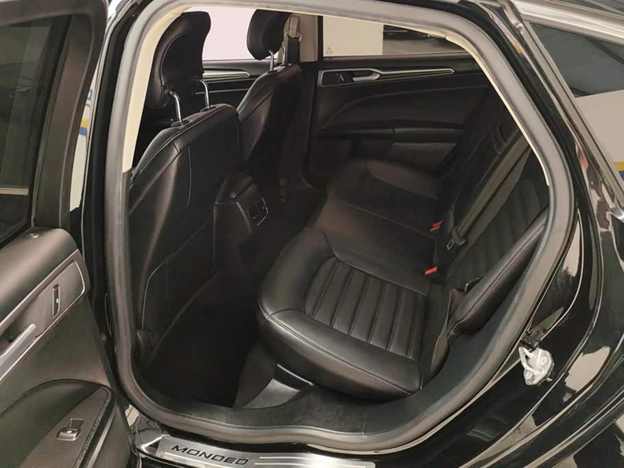 Ford Mondeo Ford Mondeo