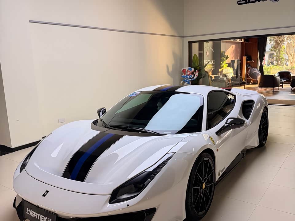 Ferrari 488