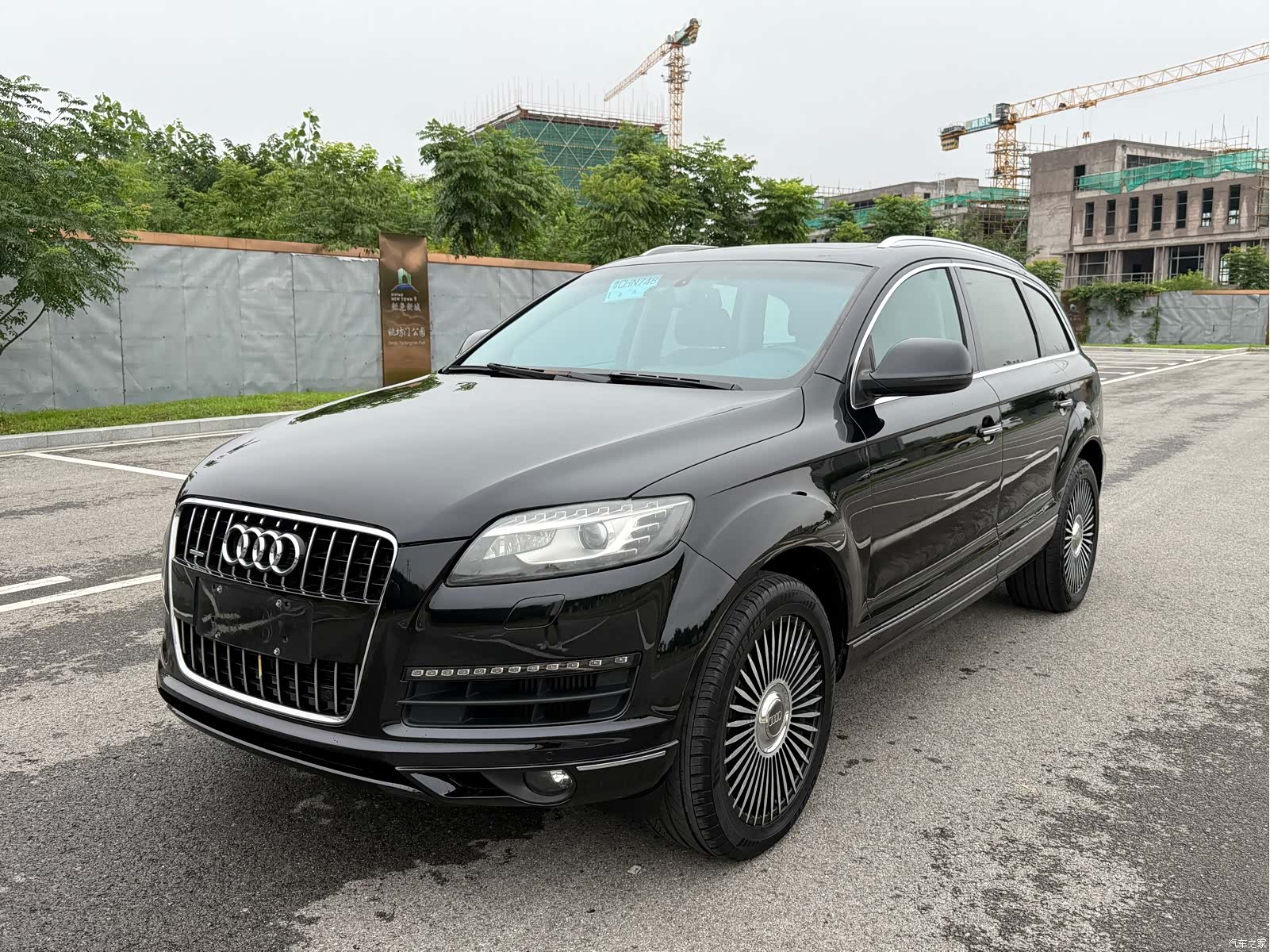 Audi Q7, 2012 1