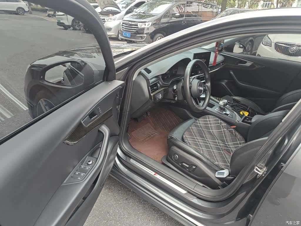 Audi A4L, 2020 14