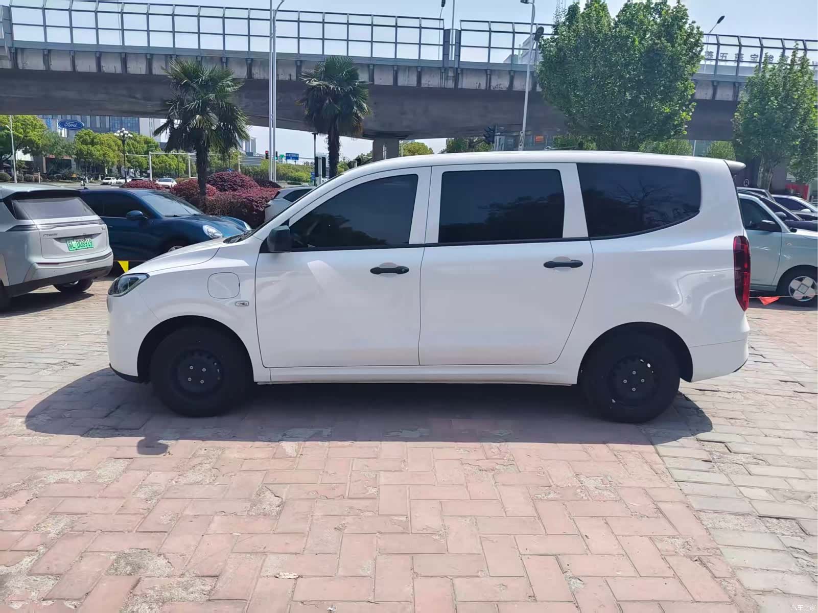 Wuling Hongguang, 2026 4