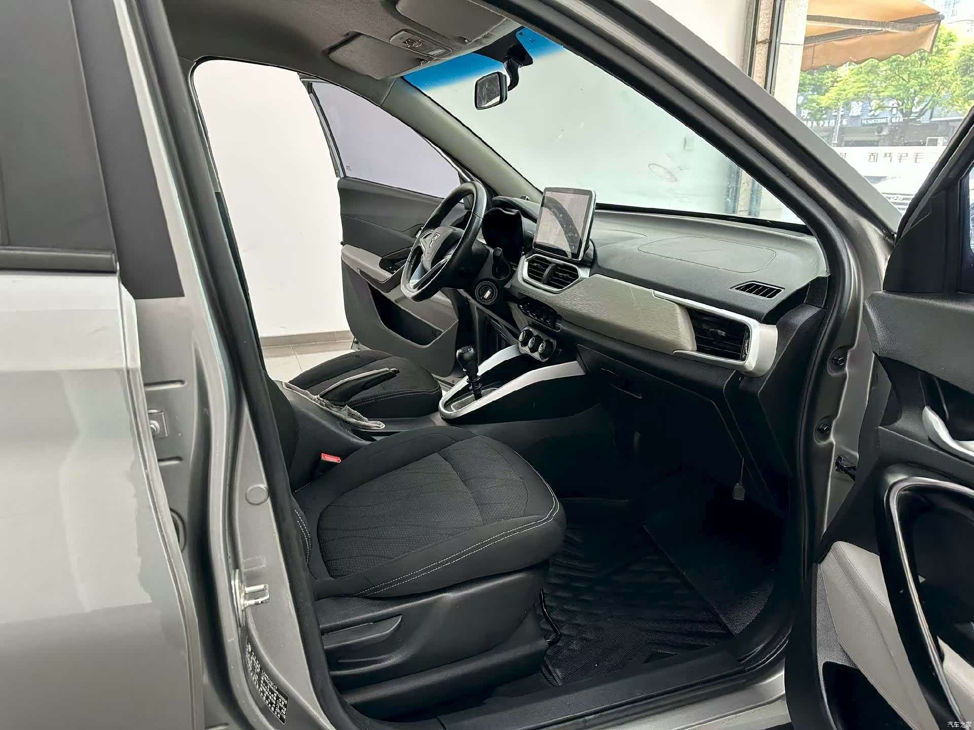 Wuling 510, 2017 4