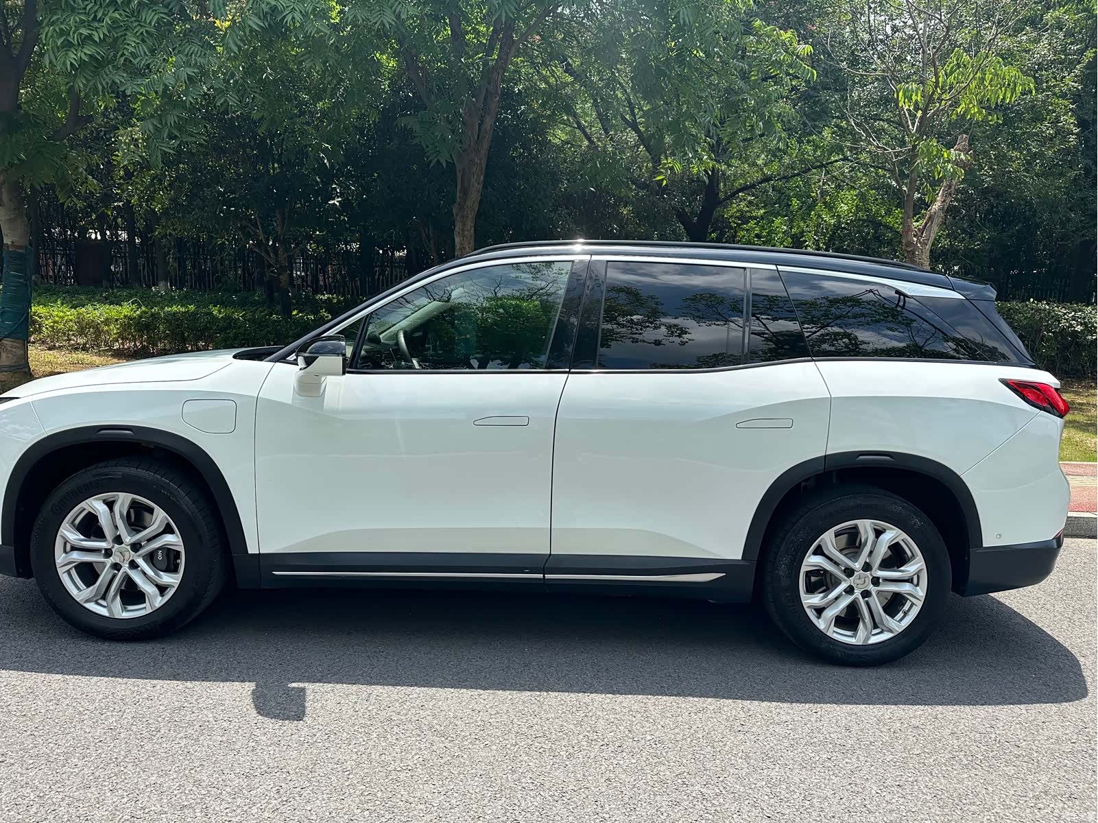 NIO ES8, 2019 8