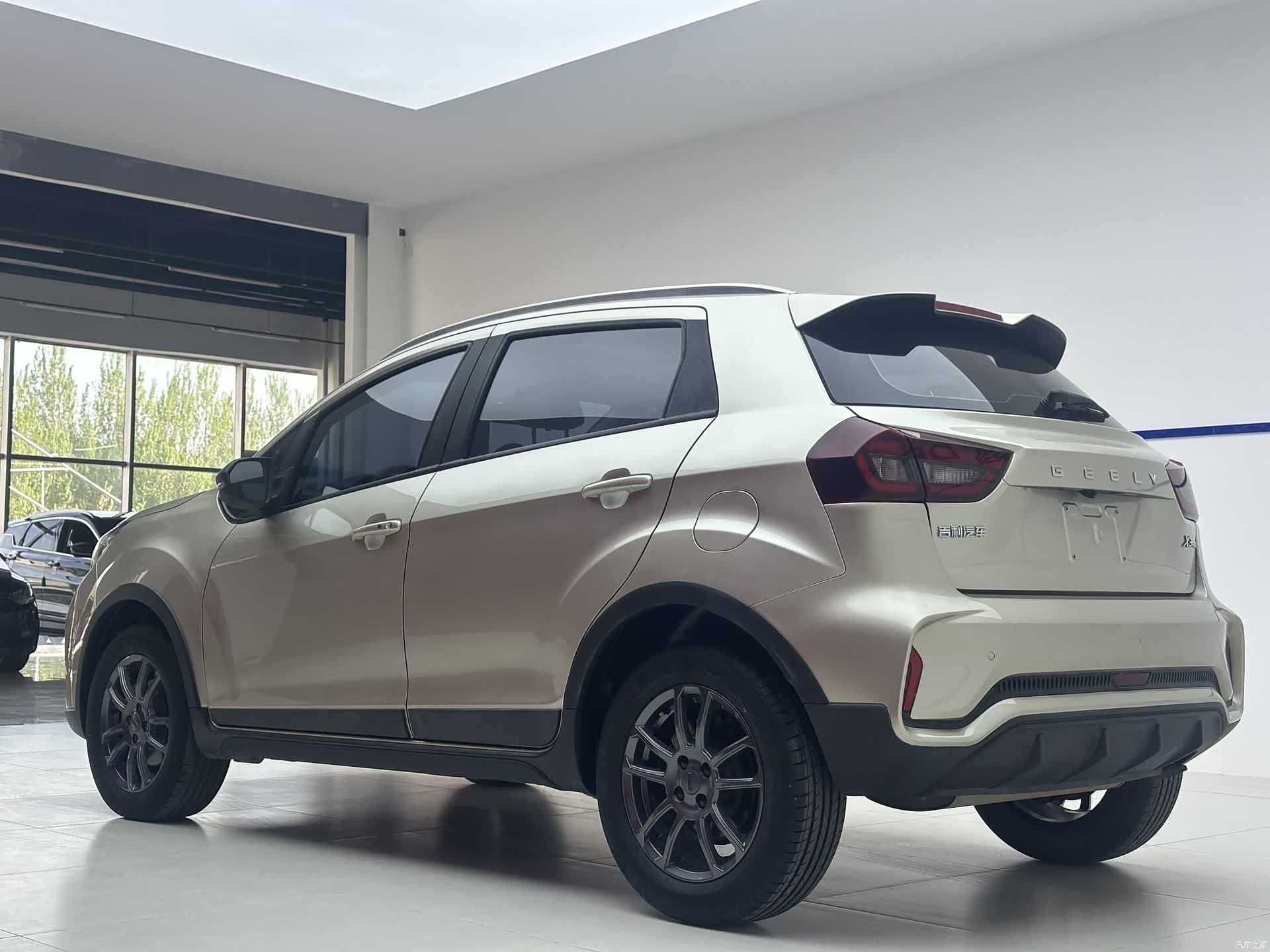 Geely X3, 2022 6