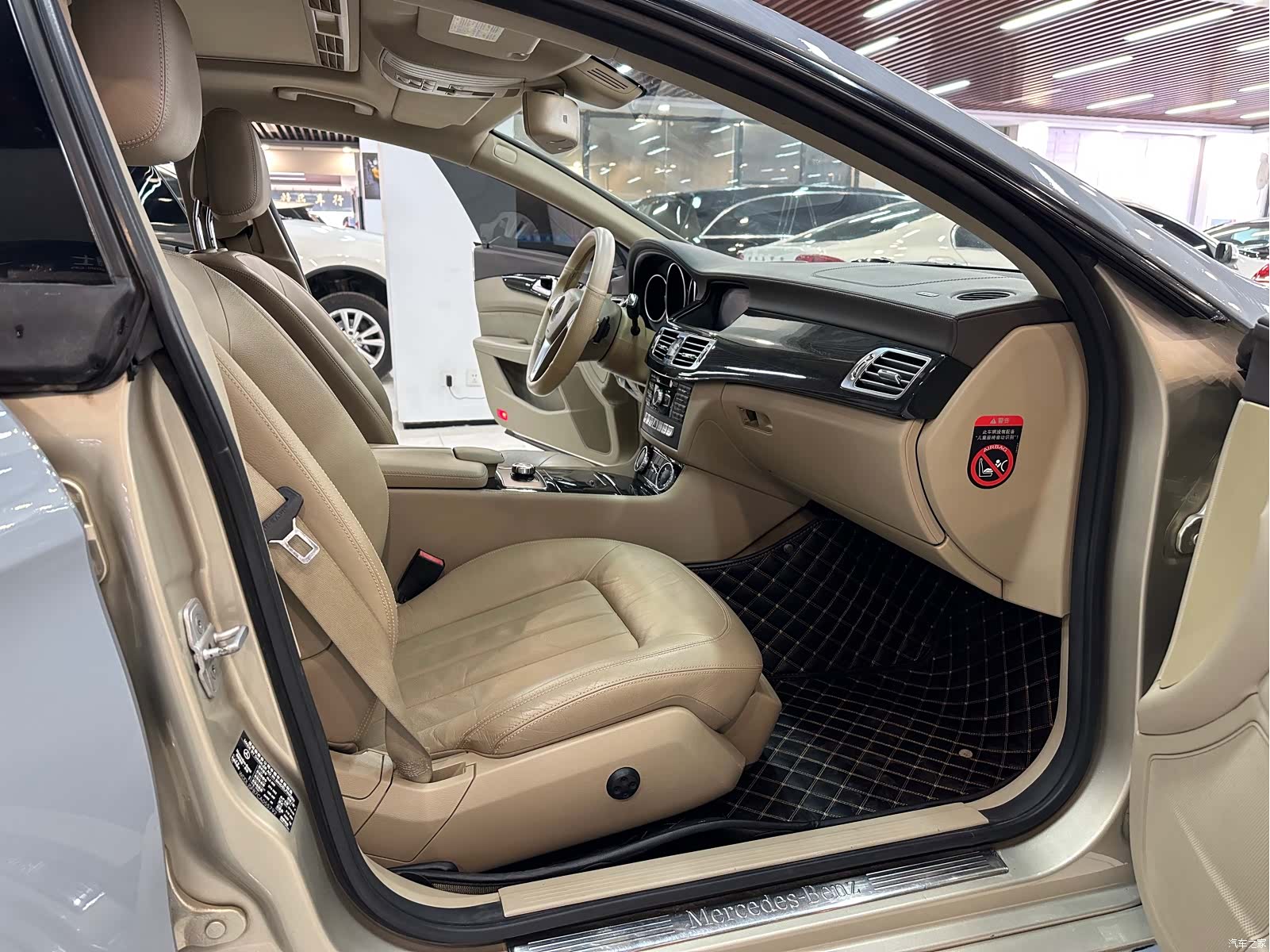 Mercedes-Benz CLS, 2014 9