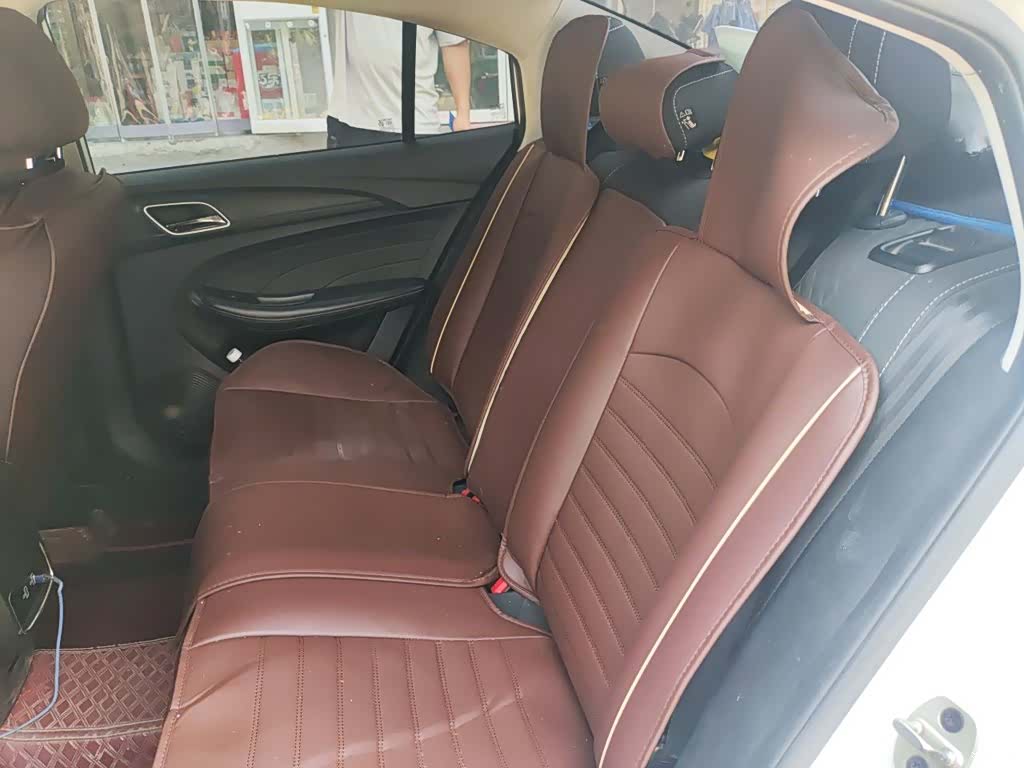 Roewe i5, 2020 14