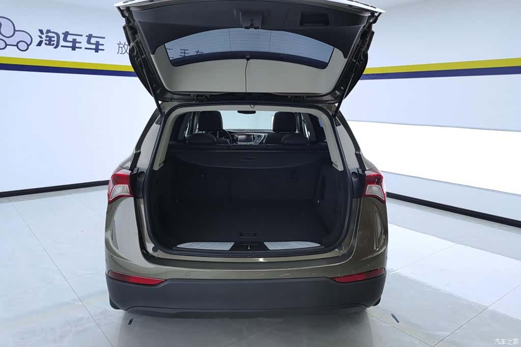 Buick Envision Plus, 2020 4