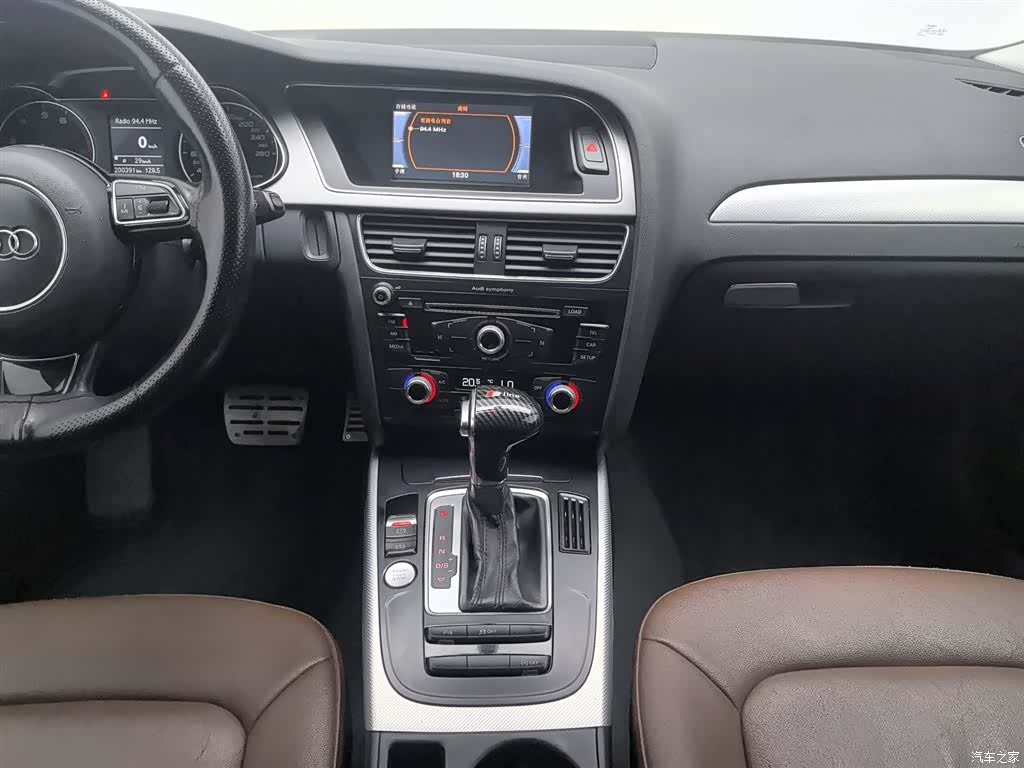 Audi A4L, 2016 12