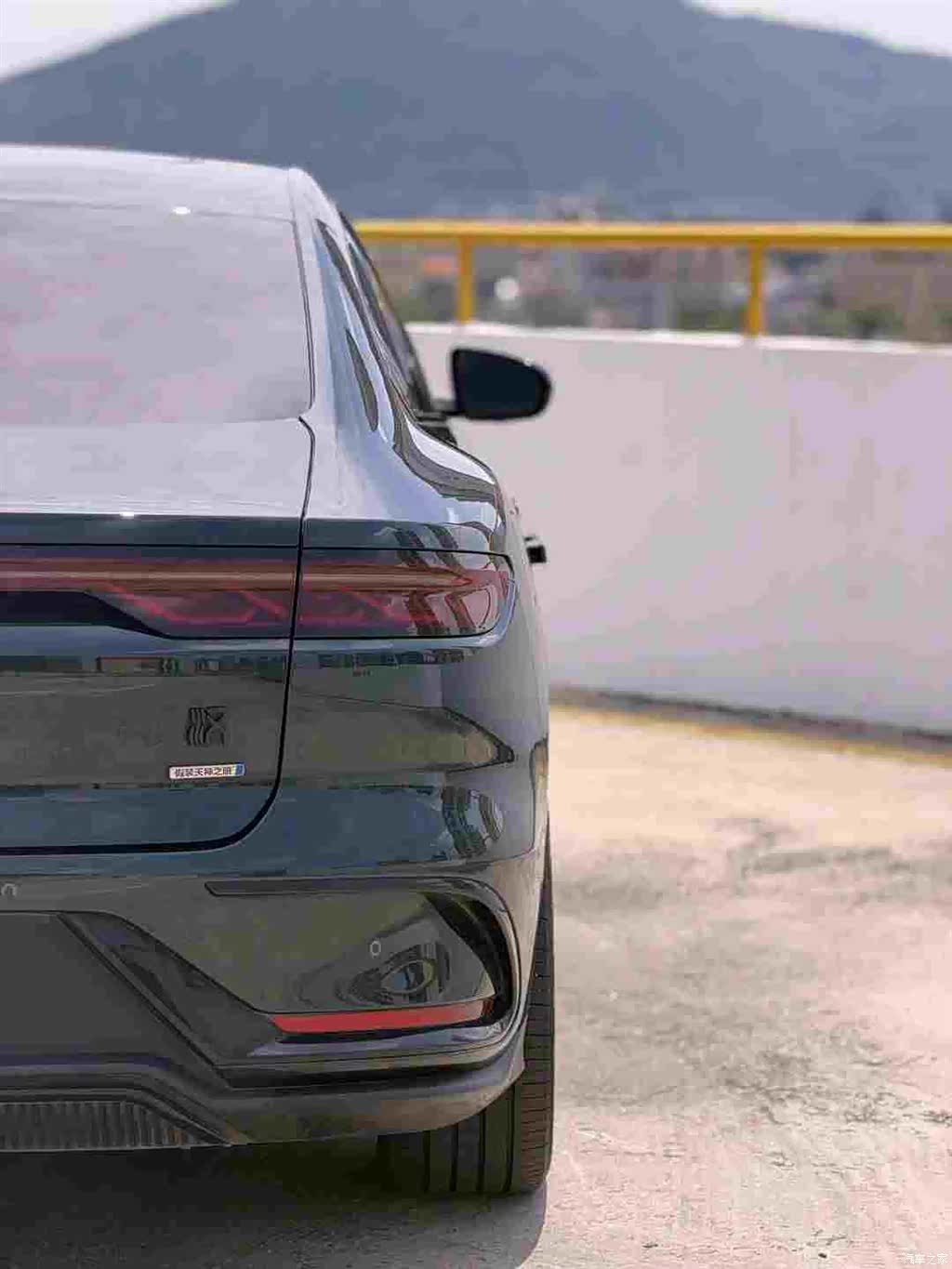 BYD Han, 2023 11