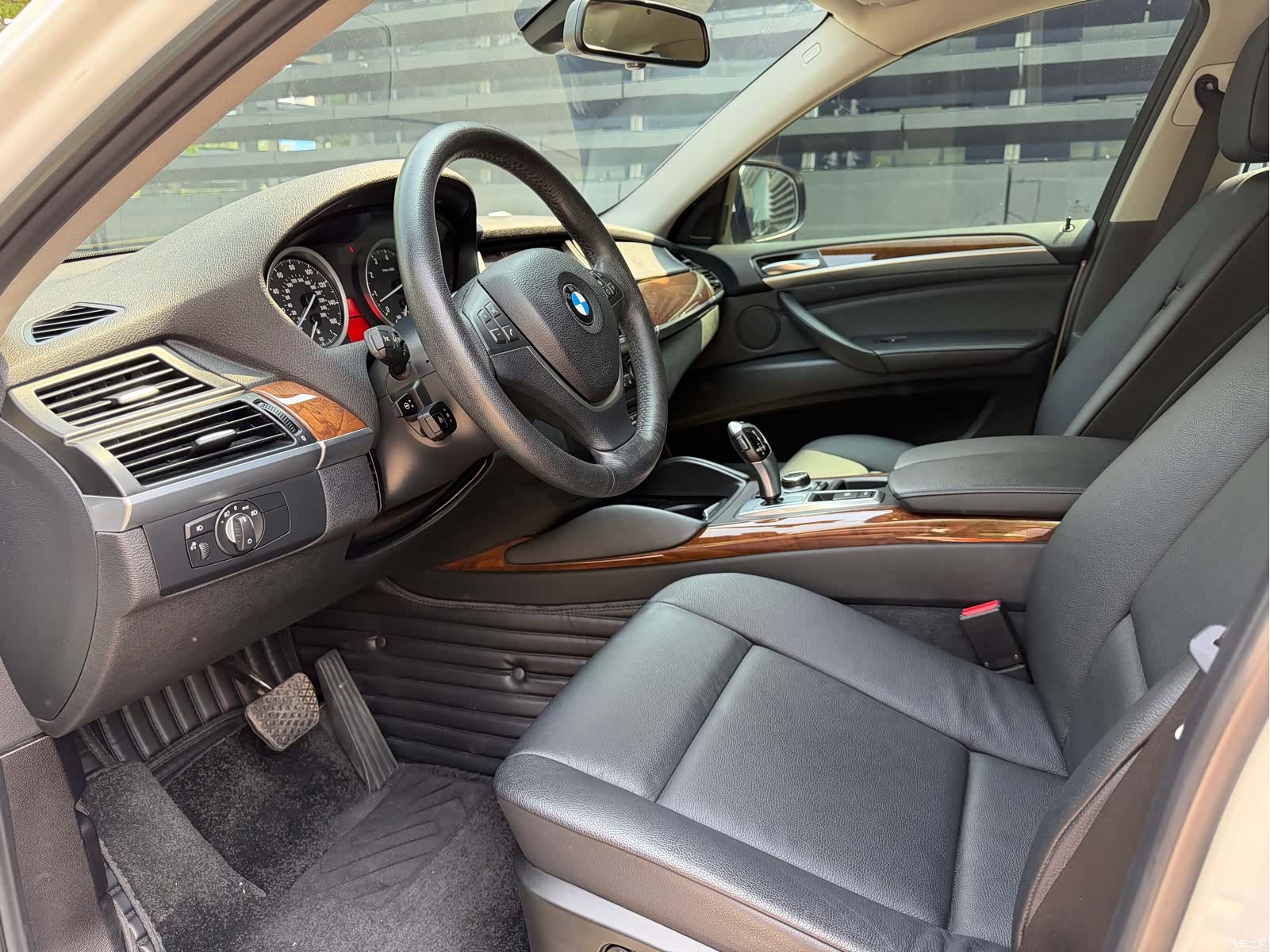 BMW X6, 2014 9