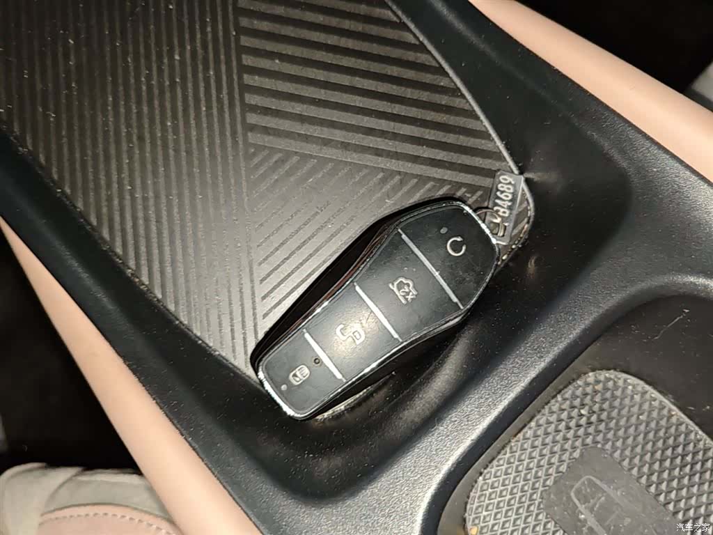 BYD Song, 2024 9