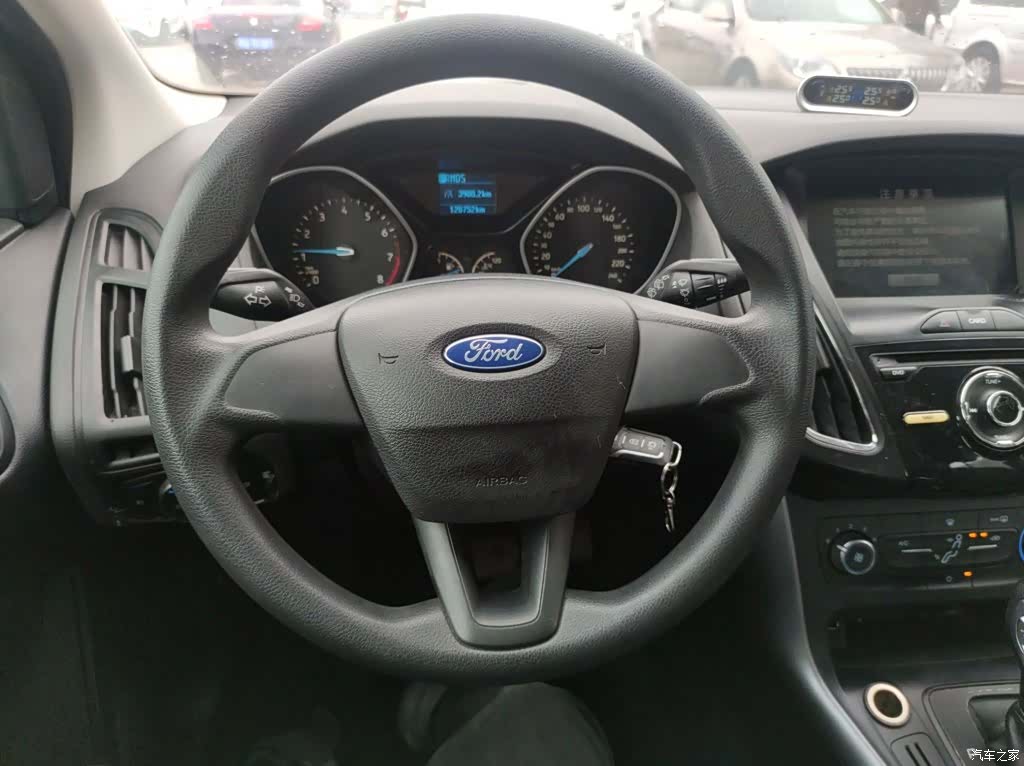 Ford Focus, 2016 7