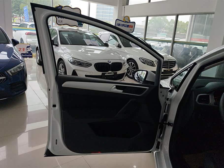 Volkswagen Golf*Jiayu