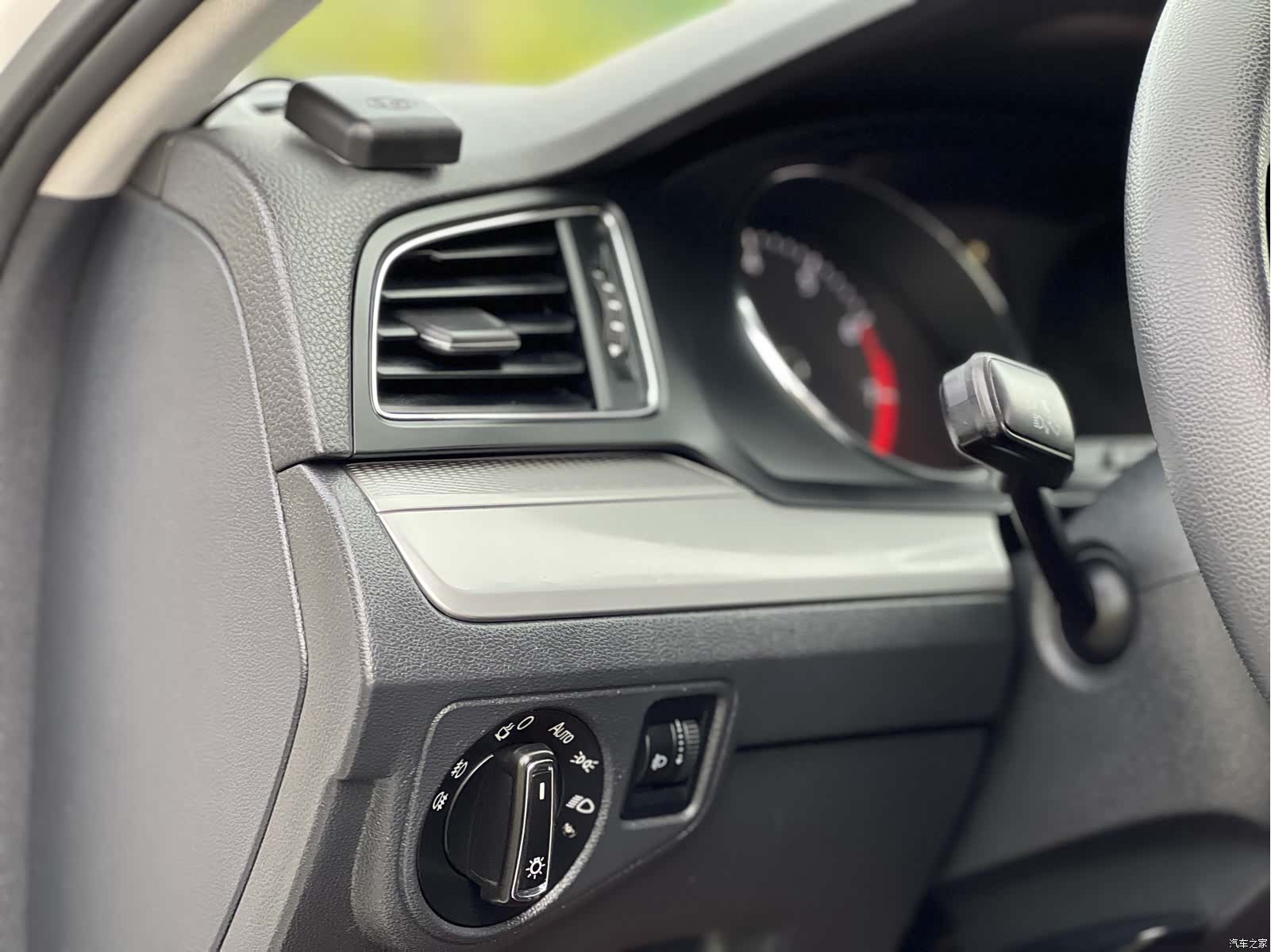 Volkswagen Lamando, 2016 24