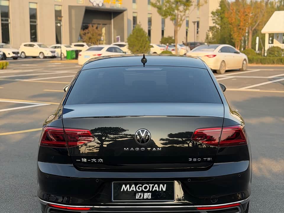 Volkswagen Magotan