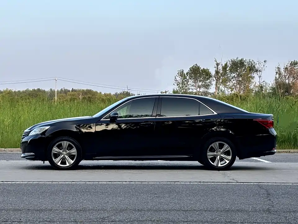 Toyota crown Toyota crown