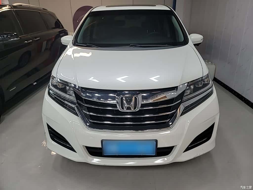 Honda Elysion, 2018 3