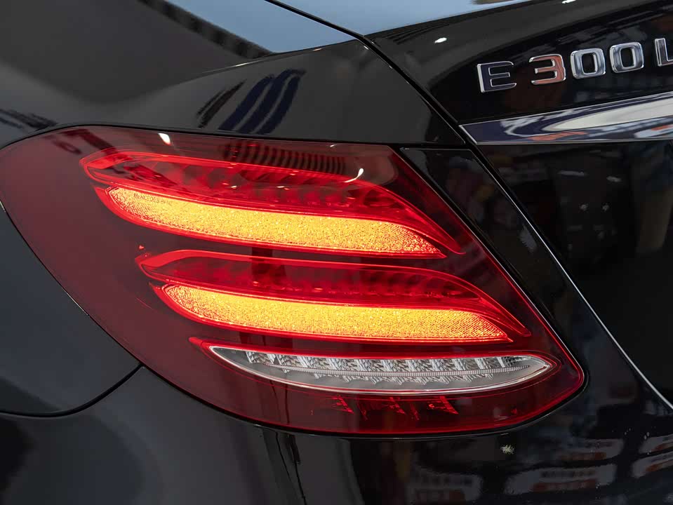 Mercedes-Benz E-class Mercedes-Benz E-class