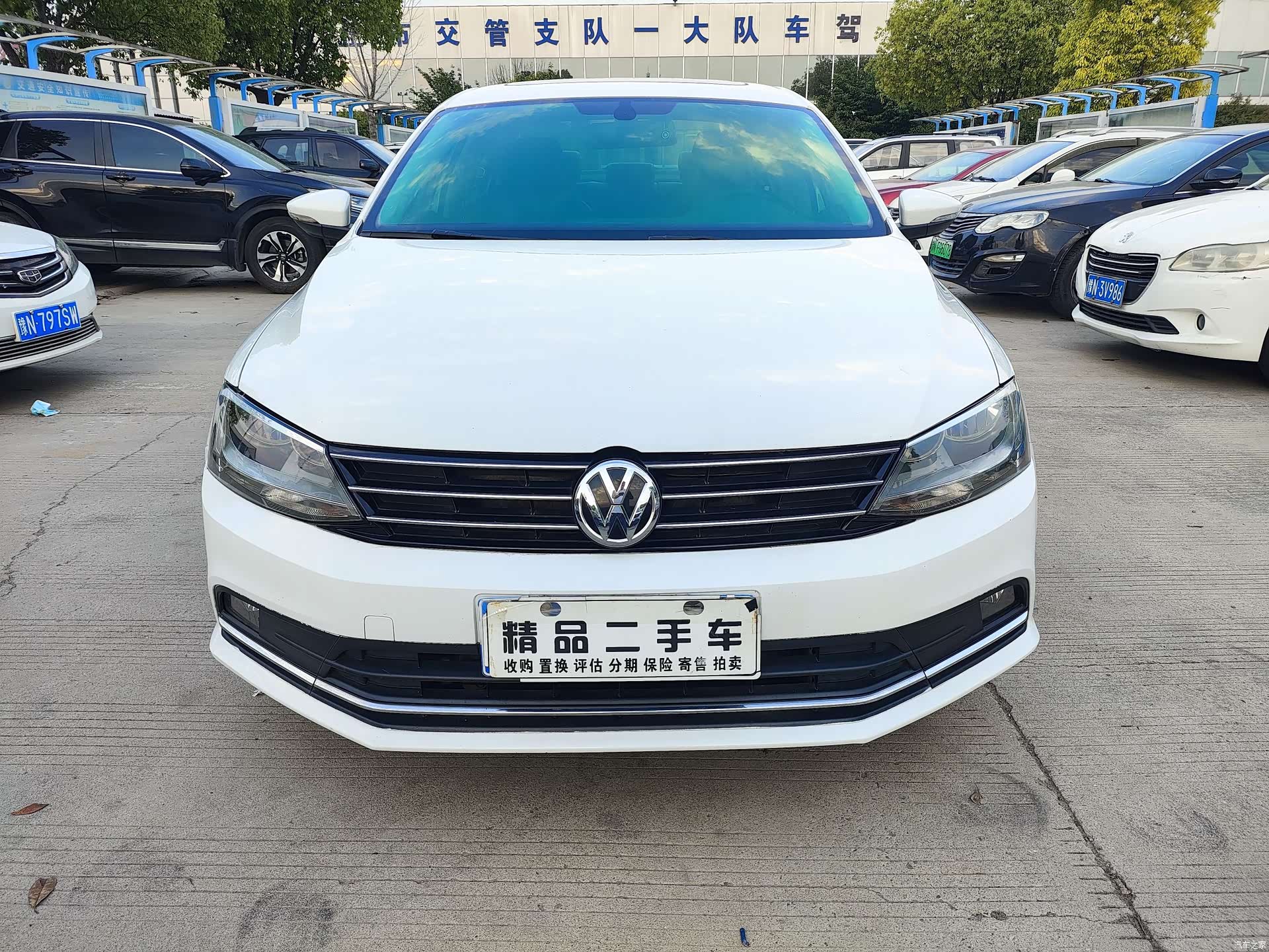 Volkswagen Sagitar, 2017 2