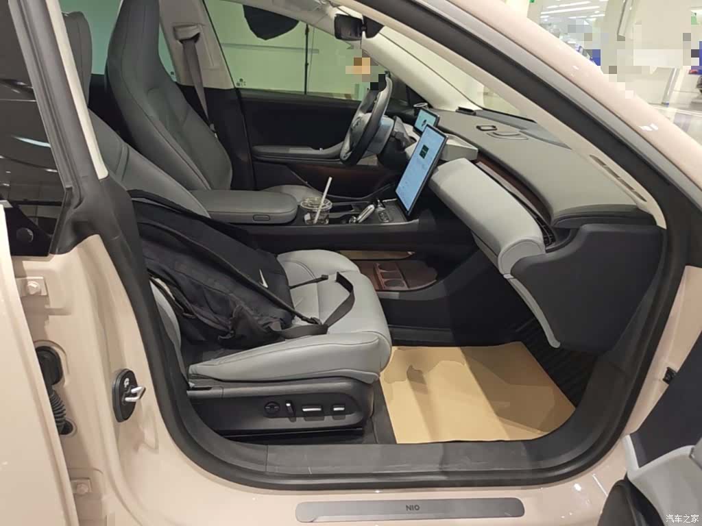 NIO ET5, 2022 25