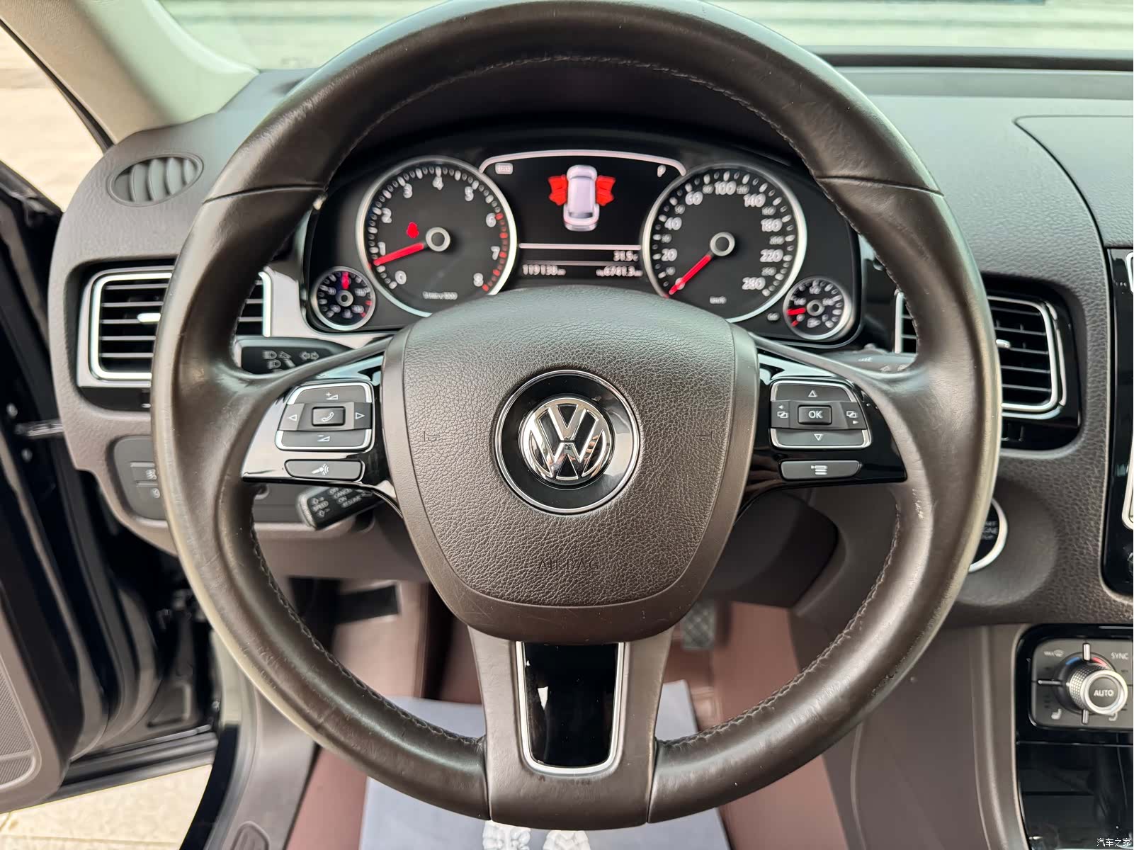 Volkswagen Touareg, 2017 14