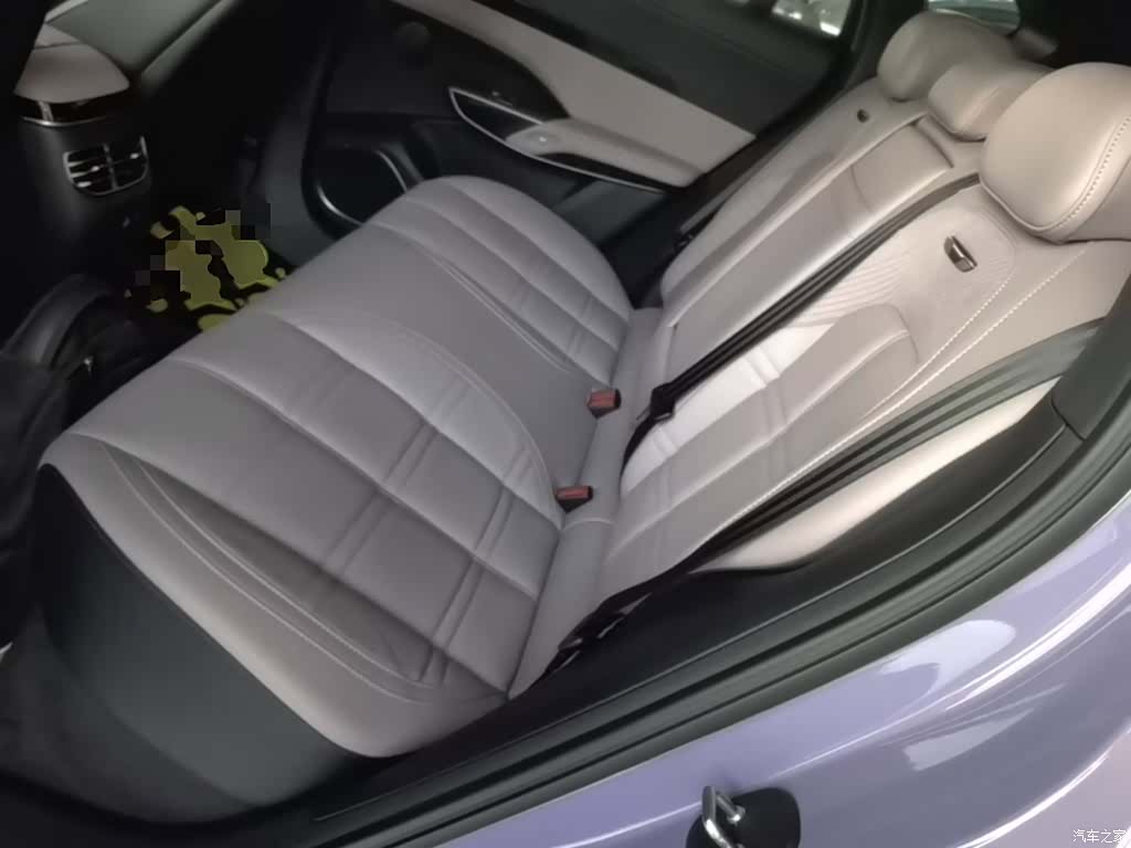 Hongqi 08, 2025 17