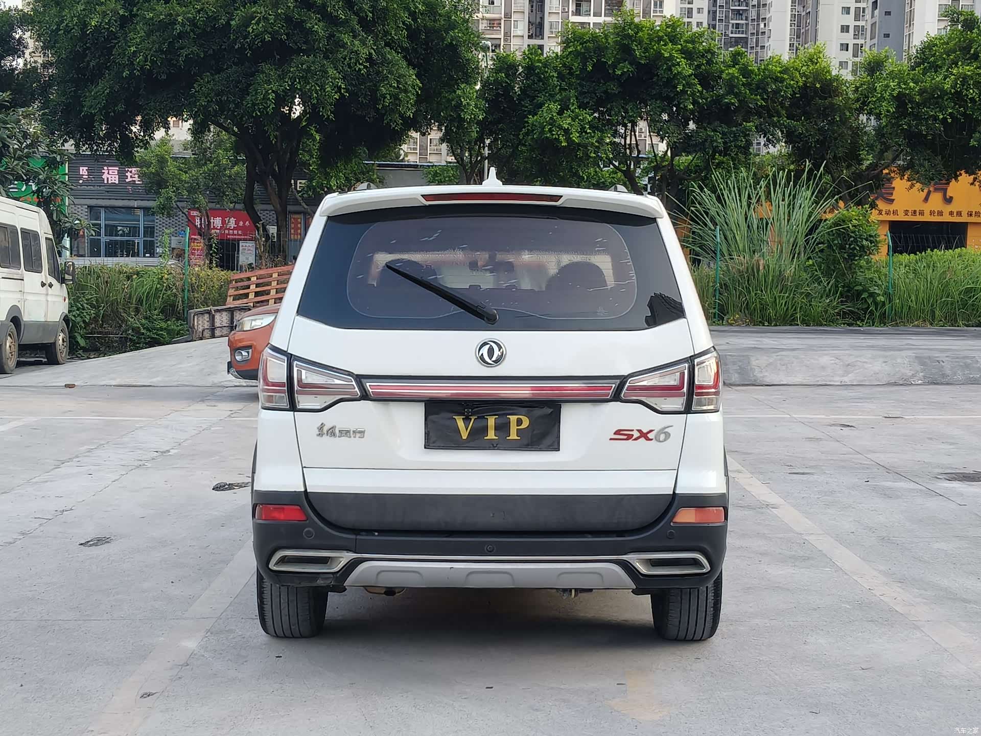 DongFeng SX6, 2016 8