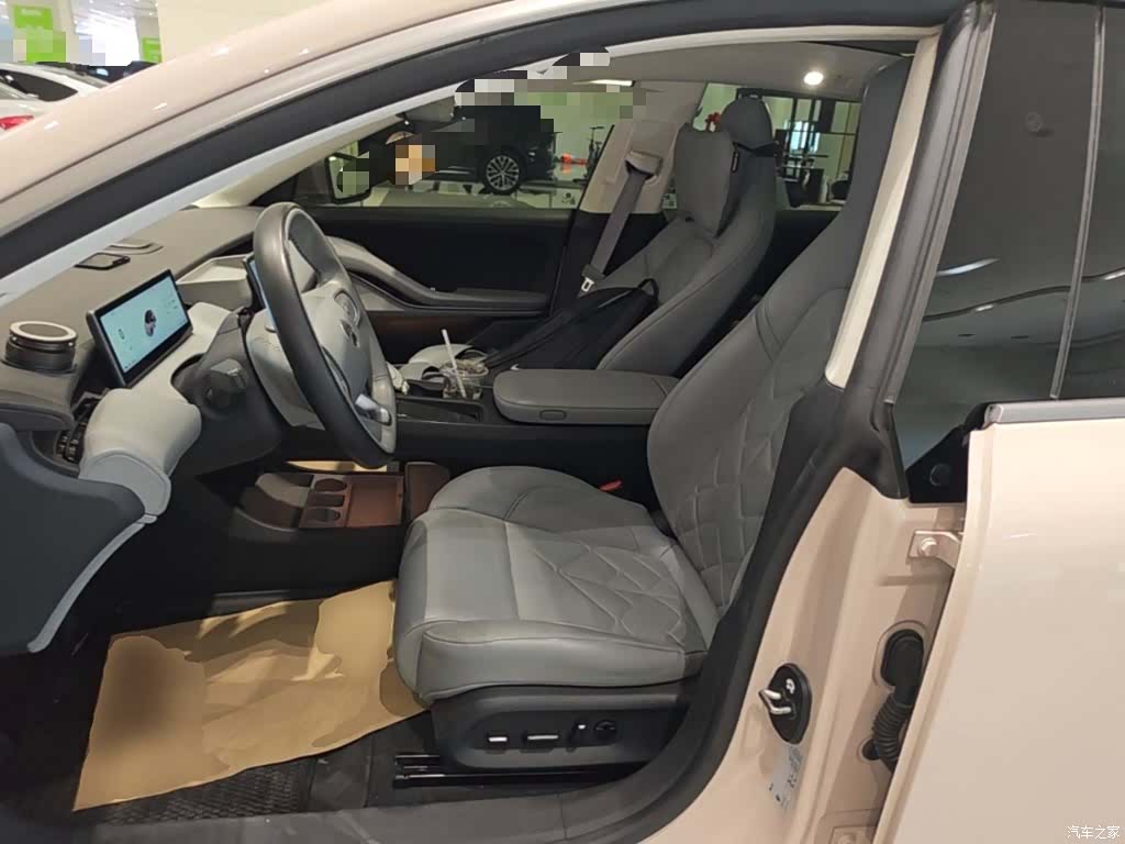 NIO ET5, 2022 15
