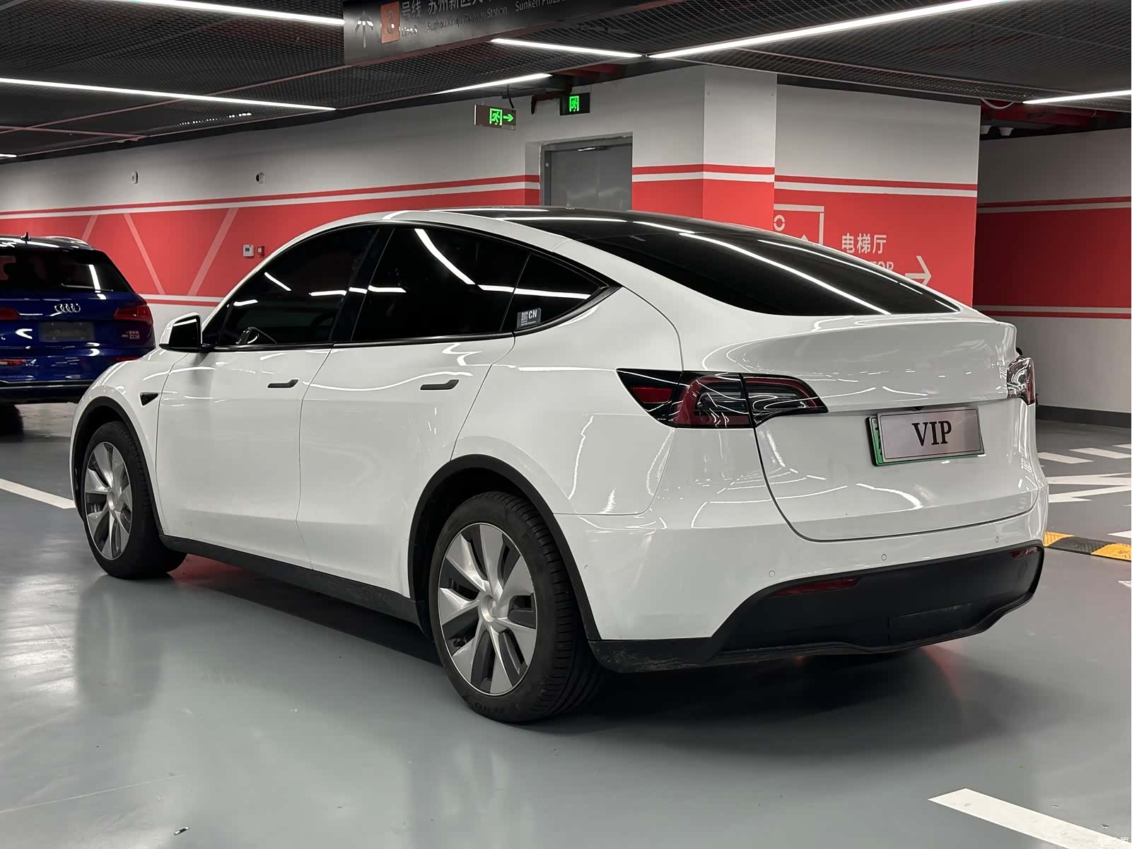Tesla Model Y, 2022 7