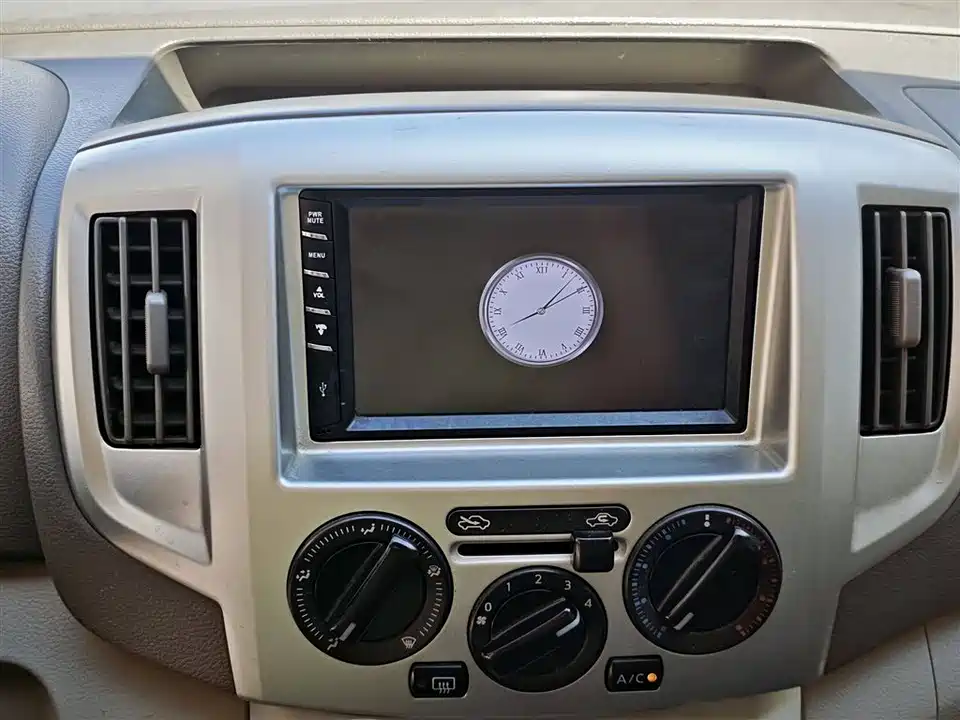 Nissan NV200 Nissan NV200