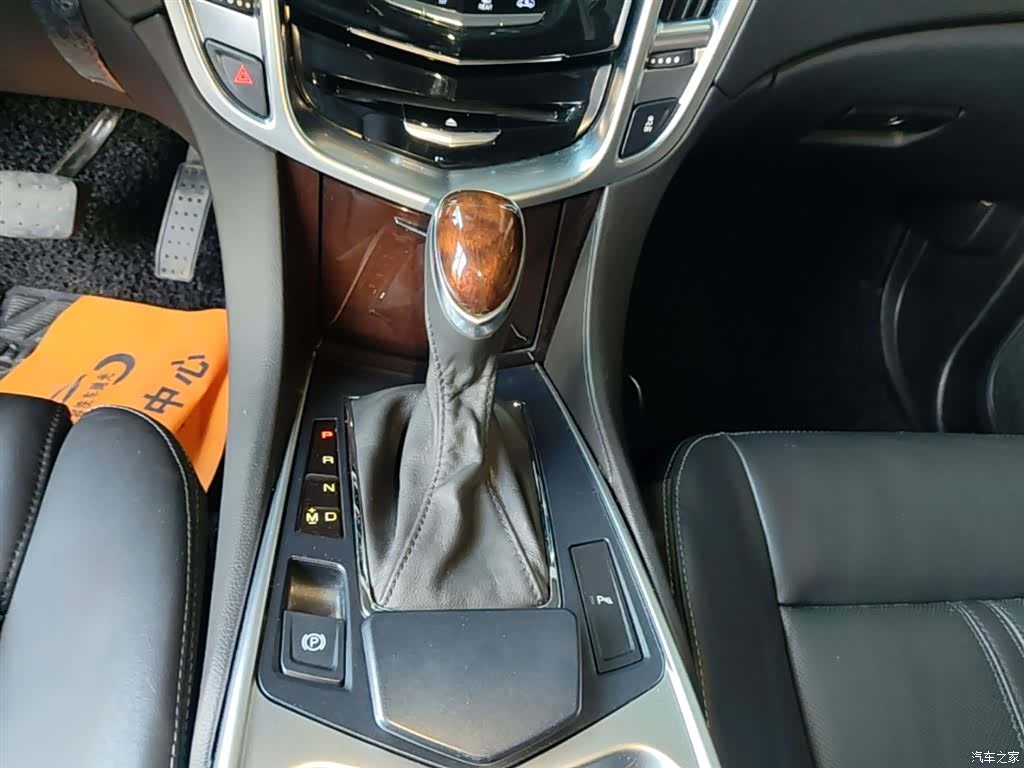 Cadillac SRX, 2015 14