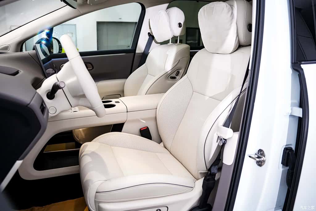 Li Auto i8, 2025 16